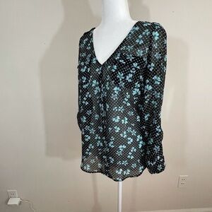 Candies sz sm silky top black with green print